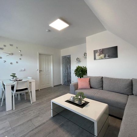 Lünen Moderne Wohnung Nah Am Cappenberger-See, 1-4 Gaeste מראה חיצוני תמונה